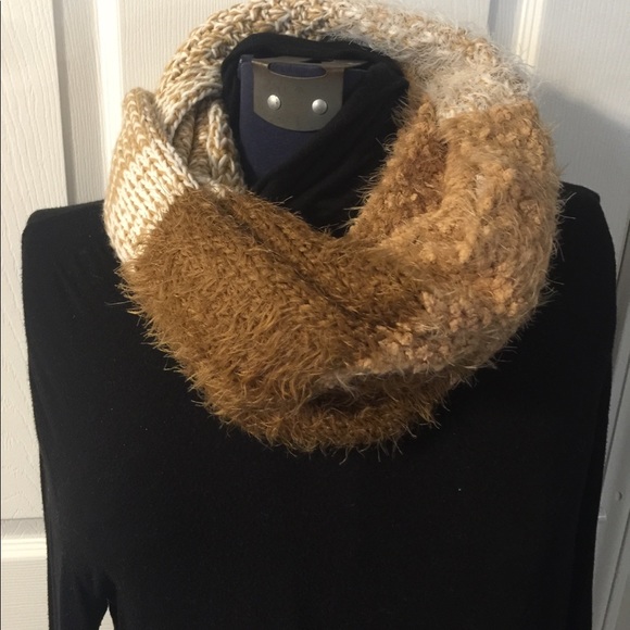 Infinity scarf - Picture 2 of 5